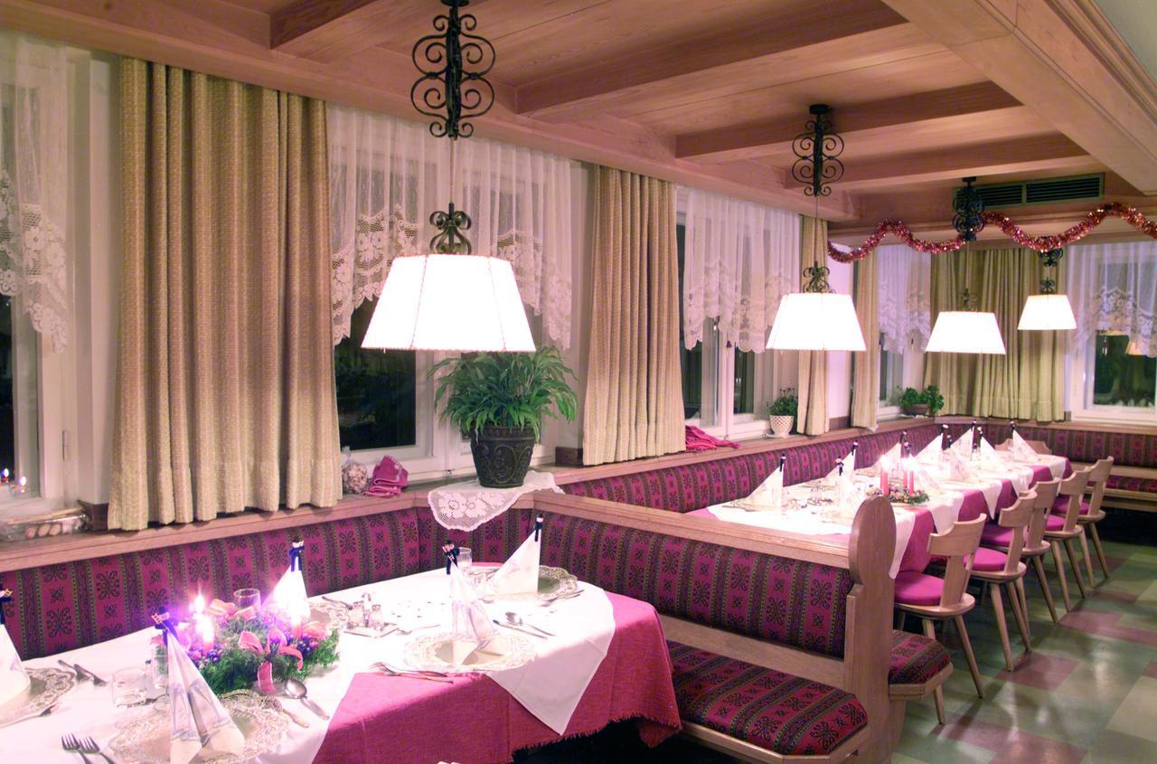 Hotel Bruggerwirt アンテルセルヴァ・ディ・メッツォ エクステリア 写真