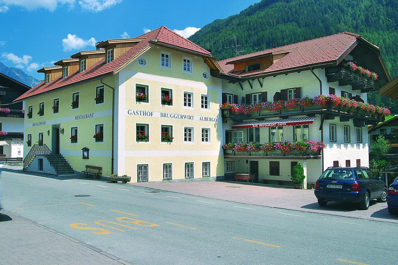 Hotel Bruggerwirt アンテルセルヴァ・ディ・メッツォ エクステリア 写真