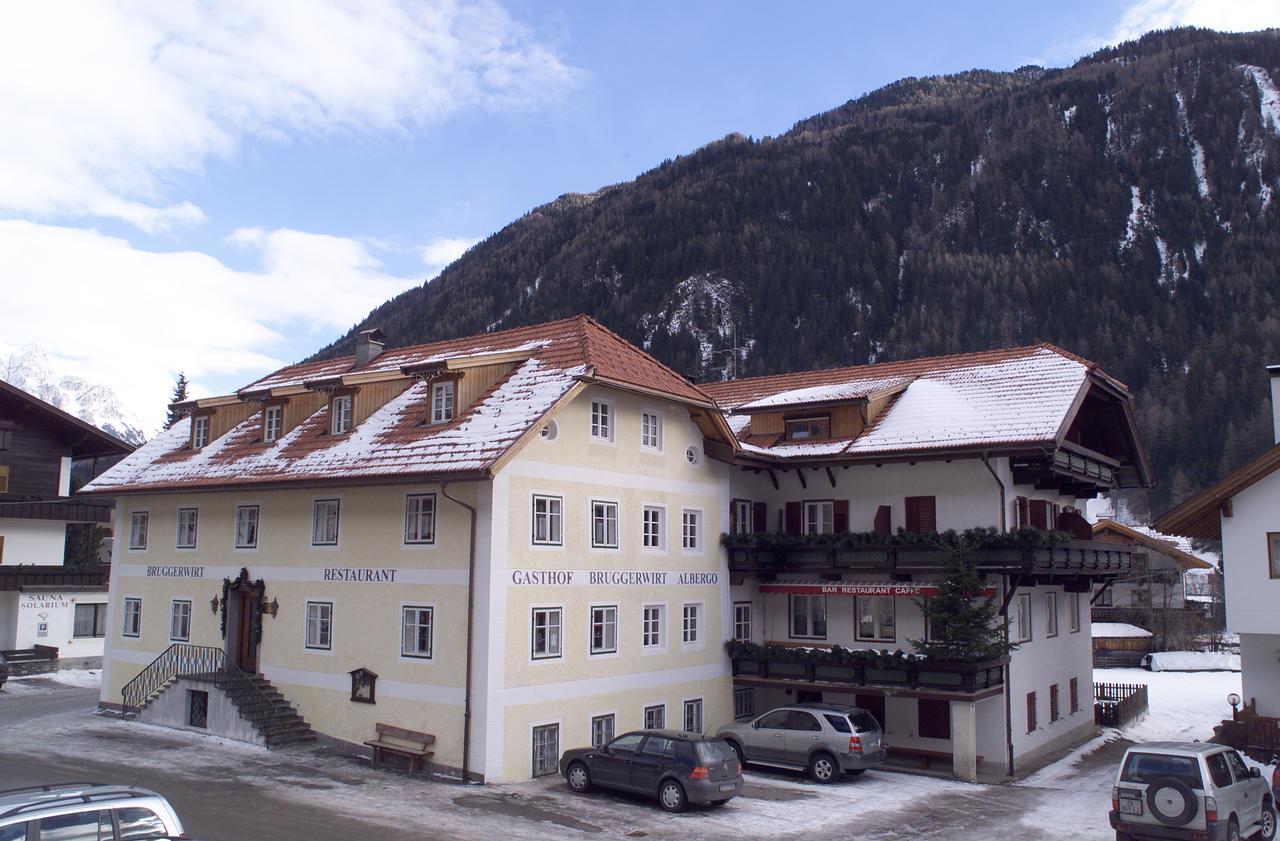 Hotel Bruggerwirt アンテルセルヴァ・ディ・メッツォ エクステリア 写真